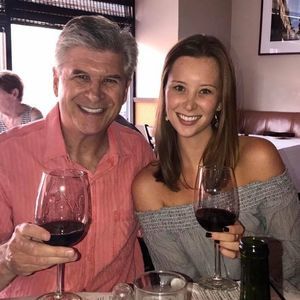 Meet your Posher, Caitlin